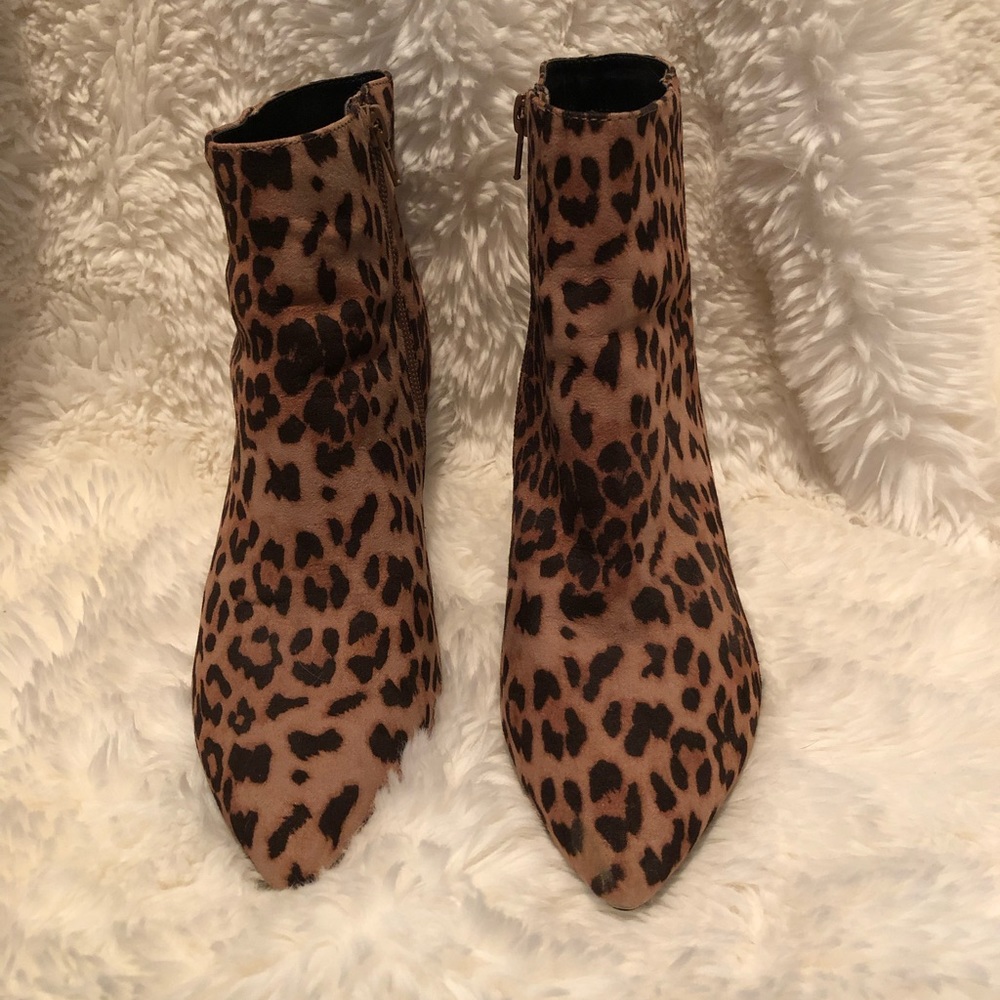Express leopard booties, size 8
